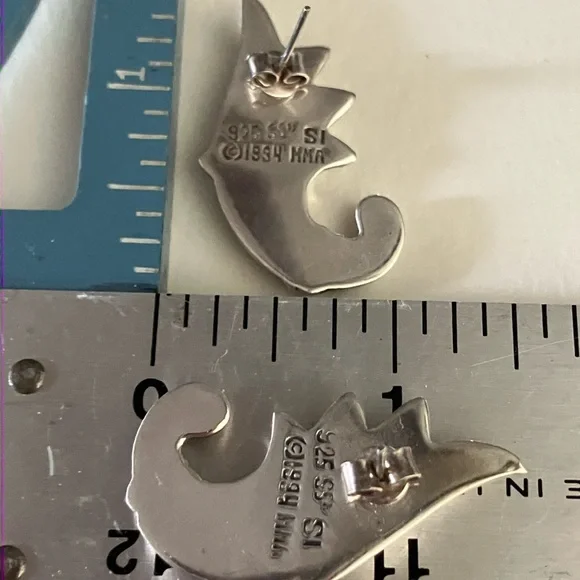 SSI 1994 MMA sterling silver abstract design post earrings - Picture 6 of 6